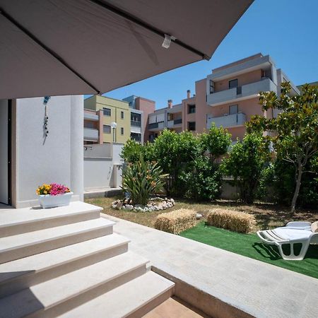 Wepuglia - Sunflower House โมโนโปลี ภายนอก รูปภาพ