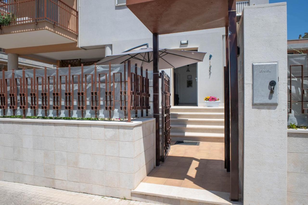 Wepuglia - Sunflower House โมโนโปลี ภายนอก รูปภาพ